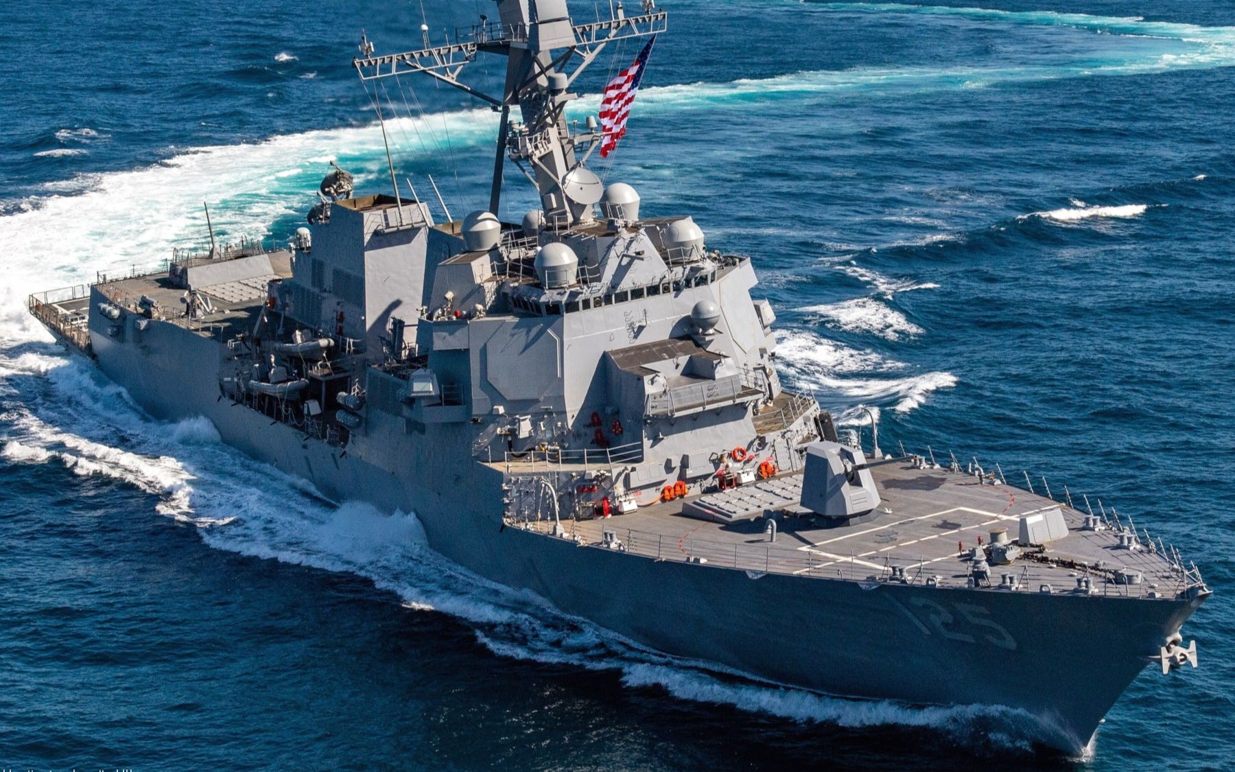 阿利·伯克级导弹驱逐舰flightⅢ批次首艘ddg-125"杰克·h·卢卡斯"号