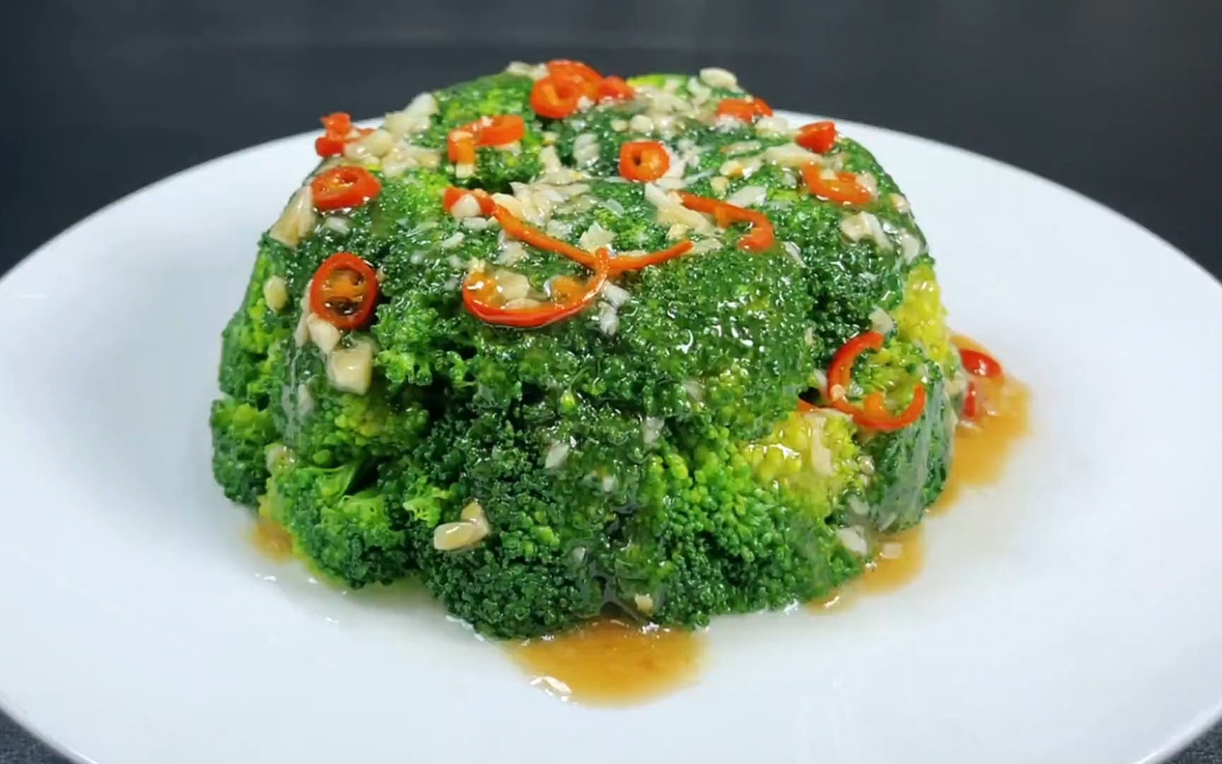 原来饭店的蚝油西兰花这样做,难怪脆嫩入味又好看,技巧全告诉你