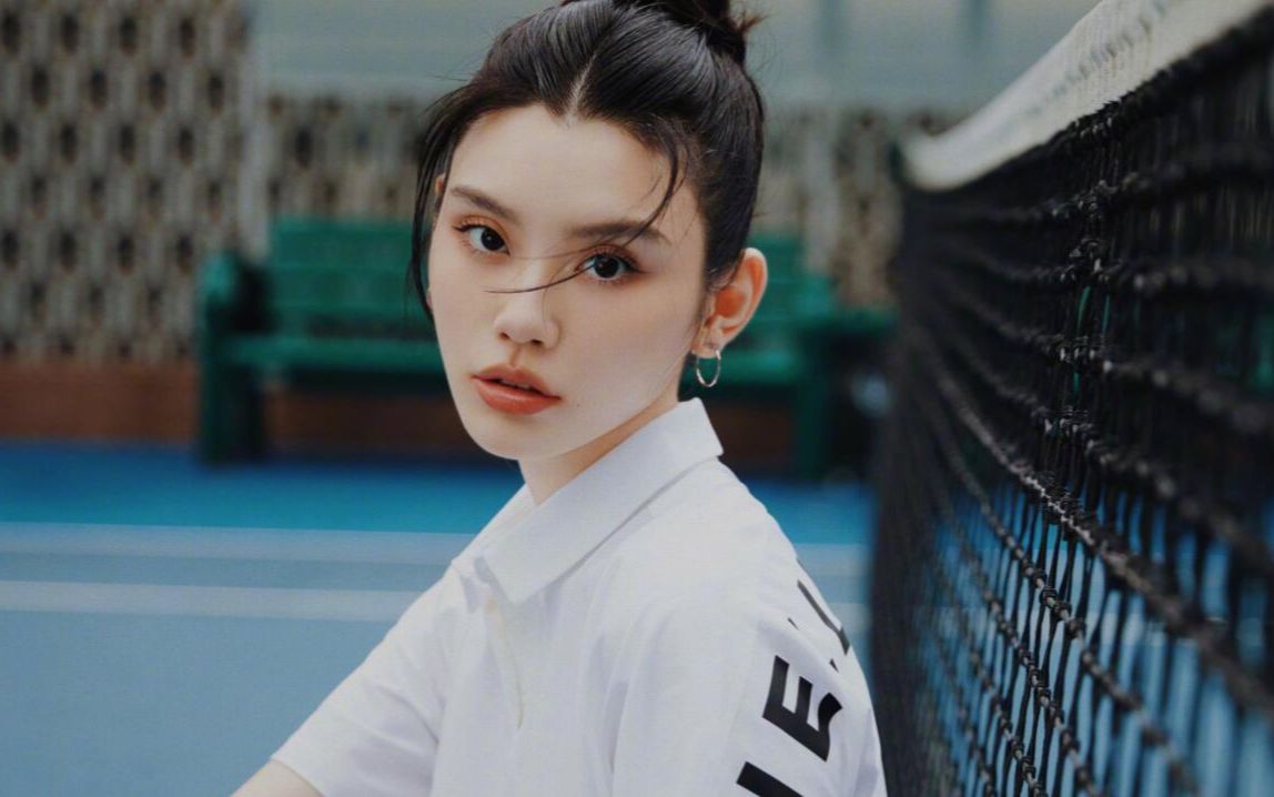 超模奚梦瑶为女儿买生日礼物,随便一件都是普通人一个月工资!