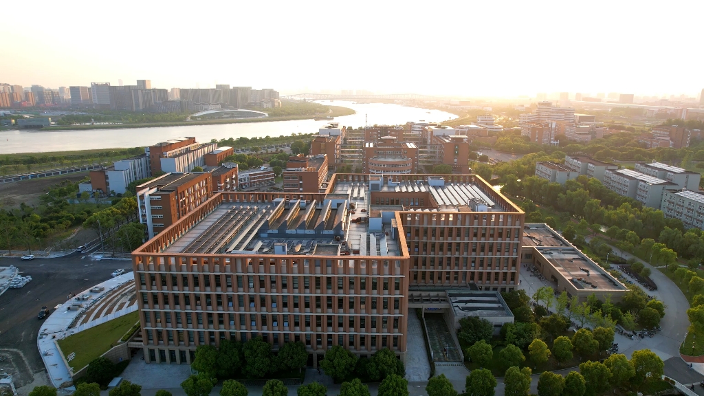 宁波大学图书馆航拍