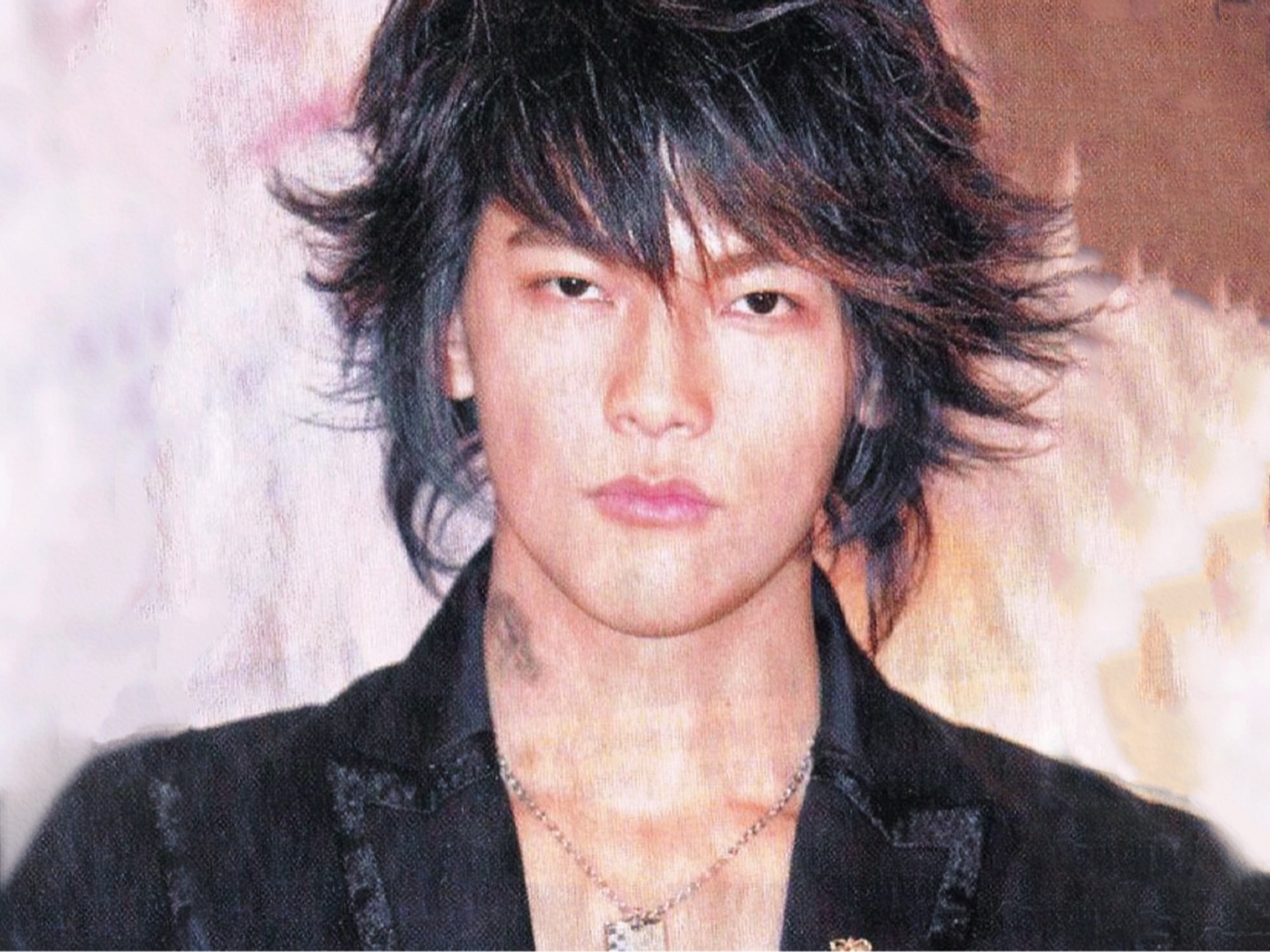 中二の神——汪东城