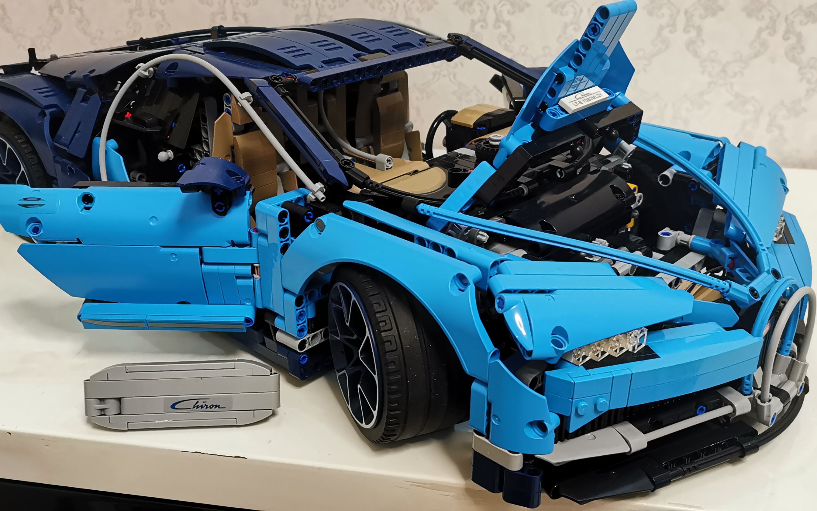 亮仔分享乐高moc16181布加迪42083强化改进版