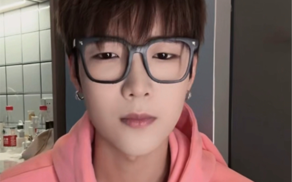 【张超_baritone】一封被从北京带到上海中间还差点丢了结果只有一句"