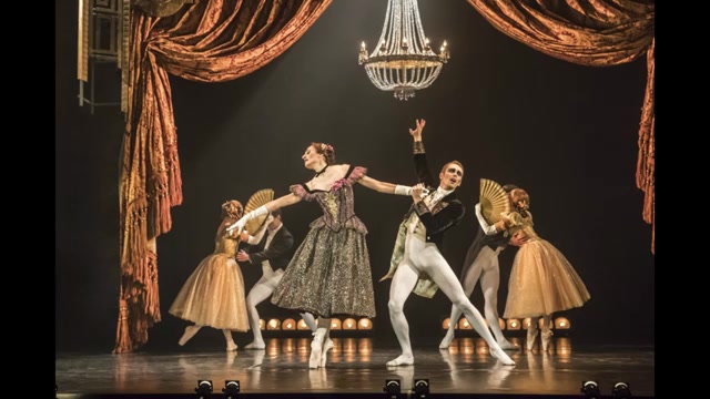 [图]Bernard Herrmann's Music used in Matthew Bourne's The Red Shoes with slideshow