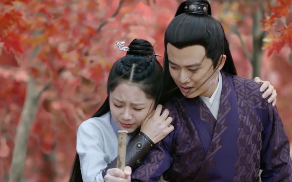 《锦衣之下》名场面,陆绎送今夏定情信物,"一下"夫妇合体发糖