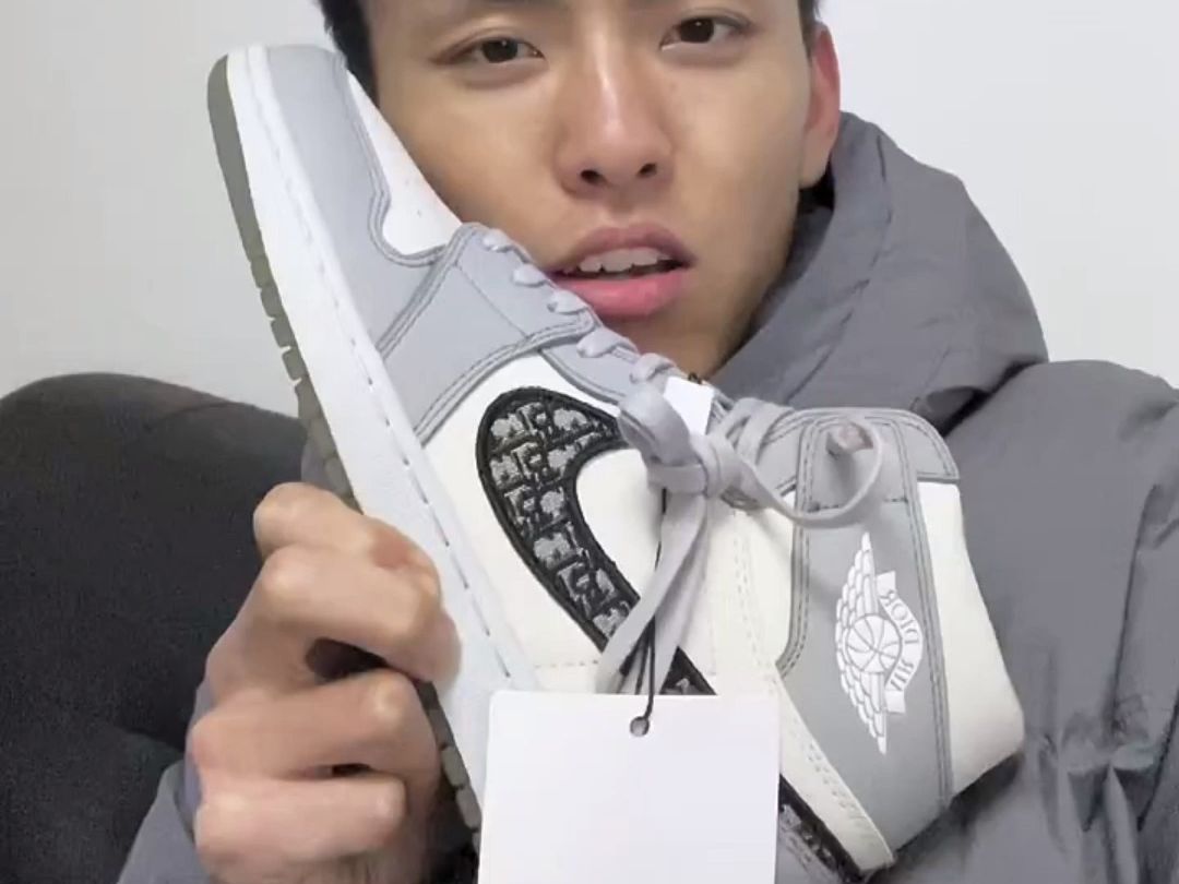 细节分享指南最贵的aj1迪奥联名 实拍测评讲解