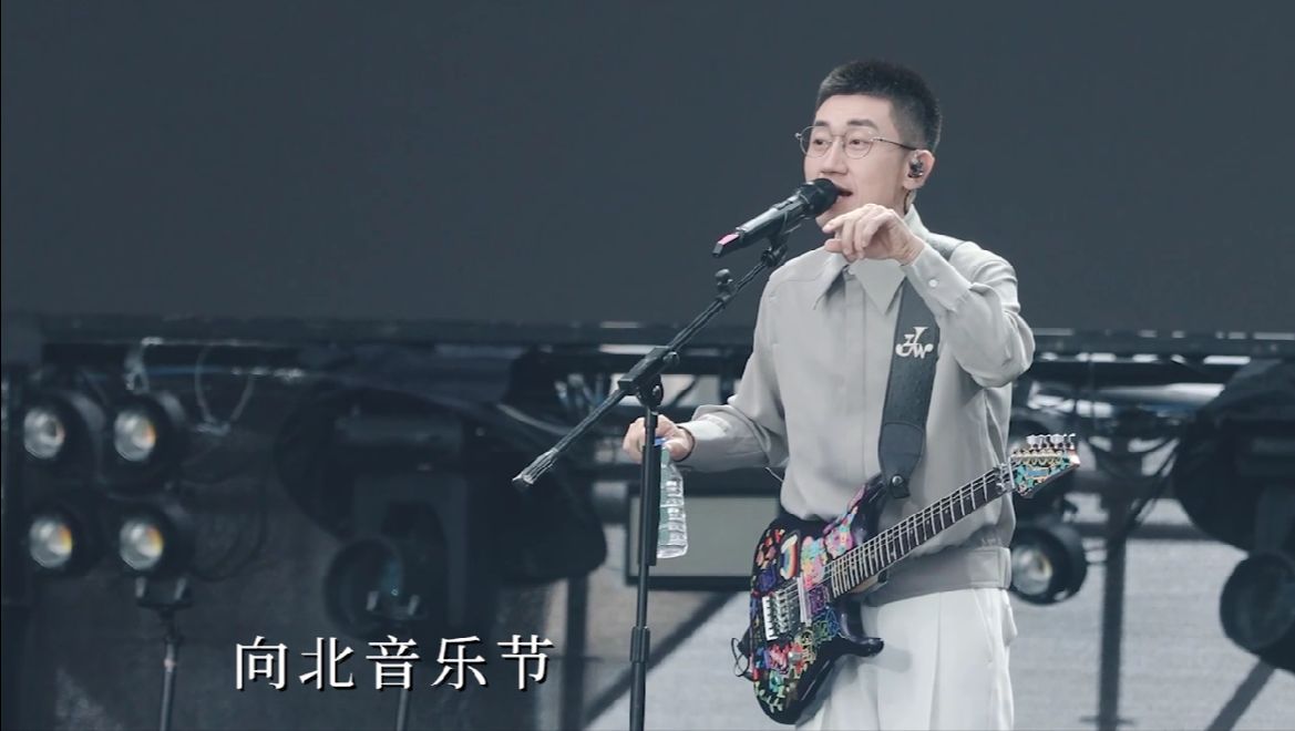 他唱着"远走高飞",我们却听到浓浓的乡情! @金志文 谢谢你,欢迎回家!