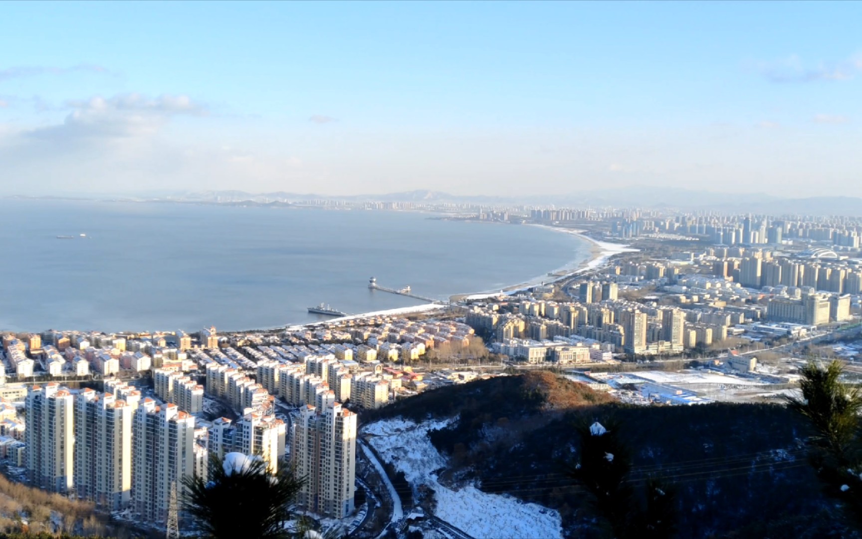 烟台雪后晴朗天,带你爬莱山区岱王山,风景尽收眼底哔哩哔哩bilibili