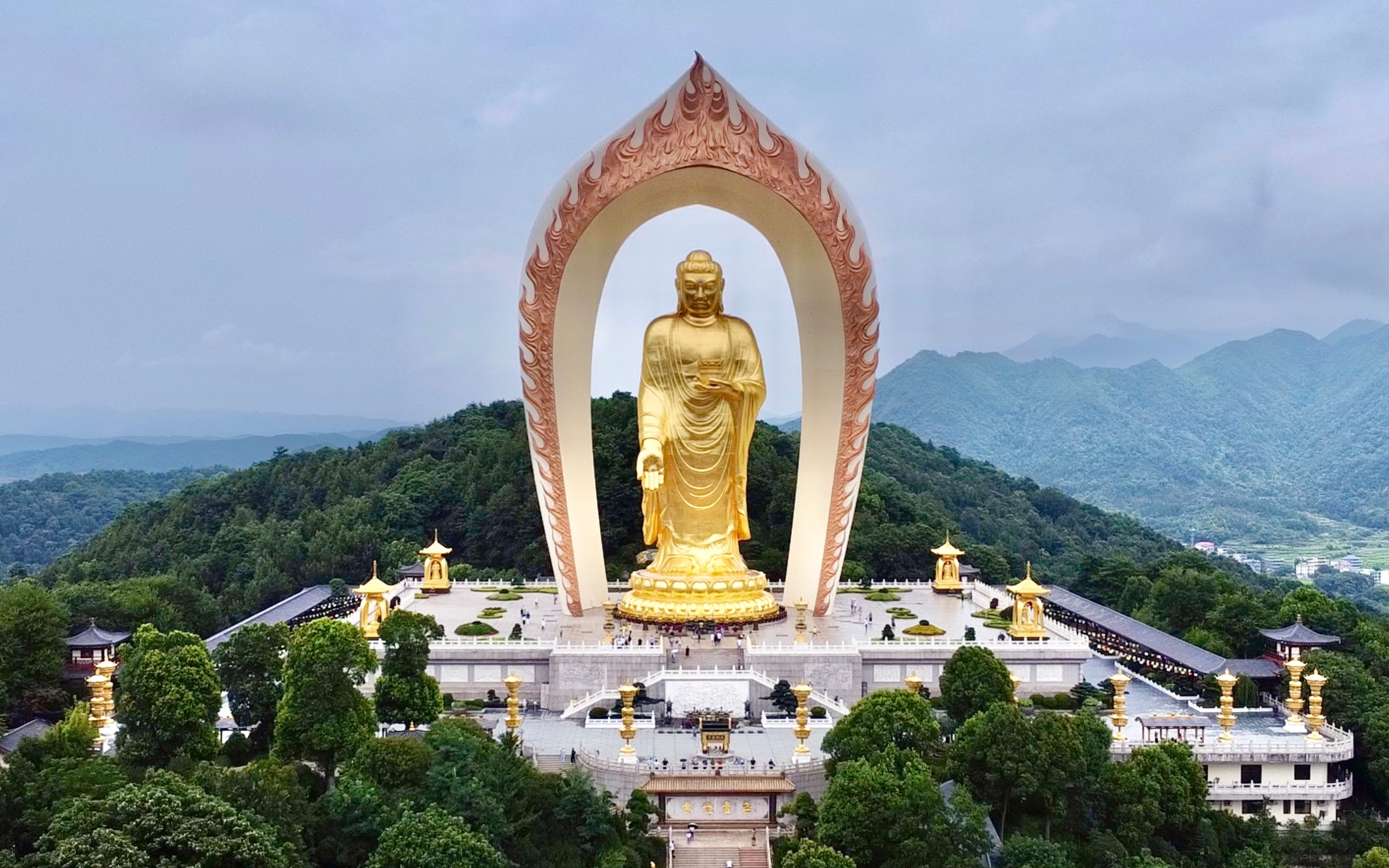 世界这本书, 我又多读了两页·东林大佛