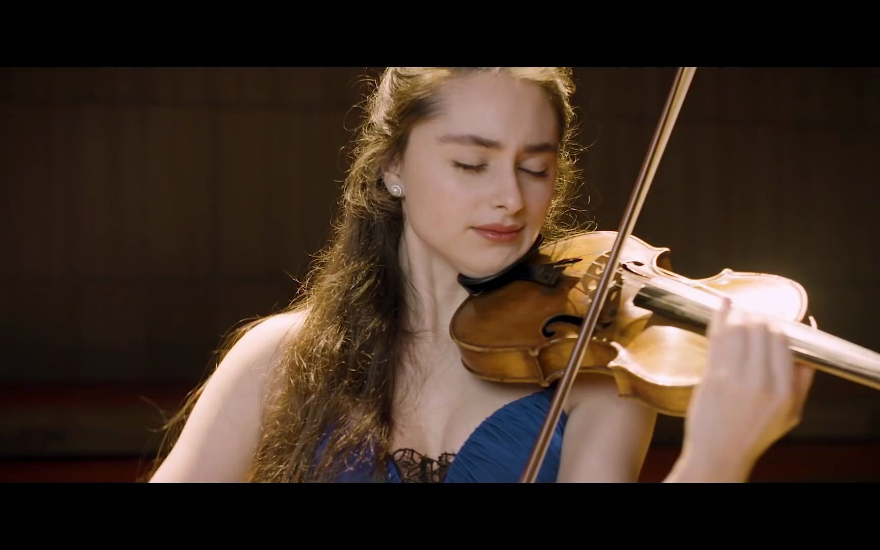 保罗·伊博森《安魂曲》——"娓娓动听 人美琴靓"新