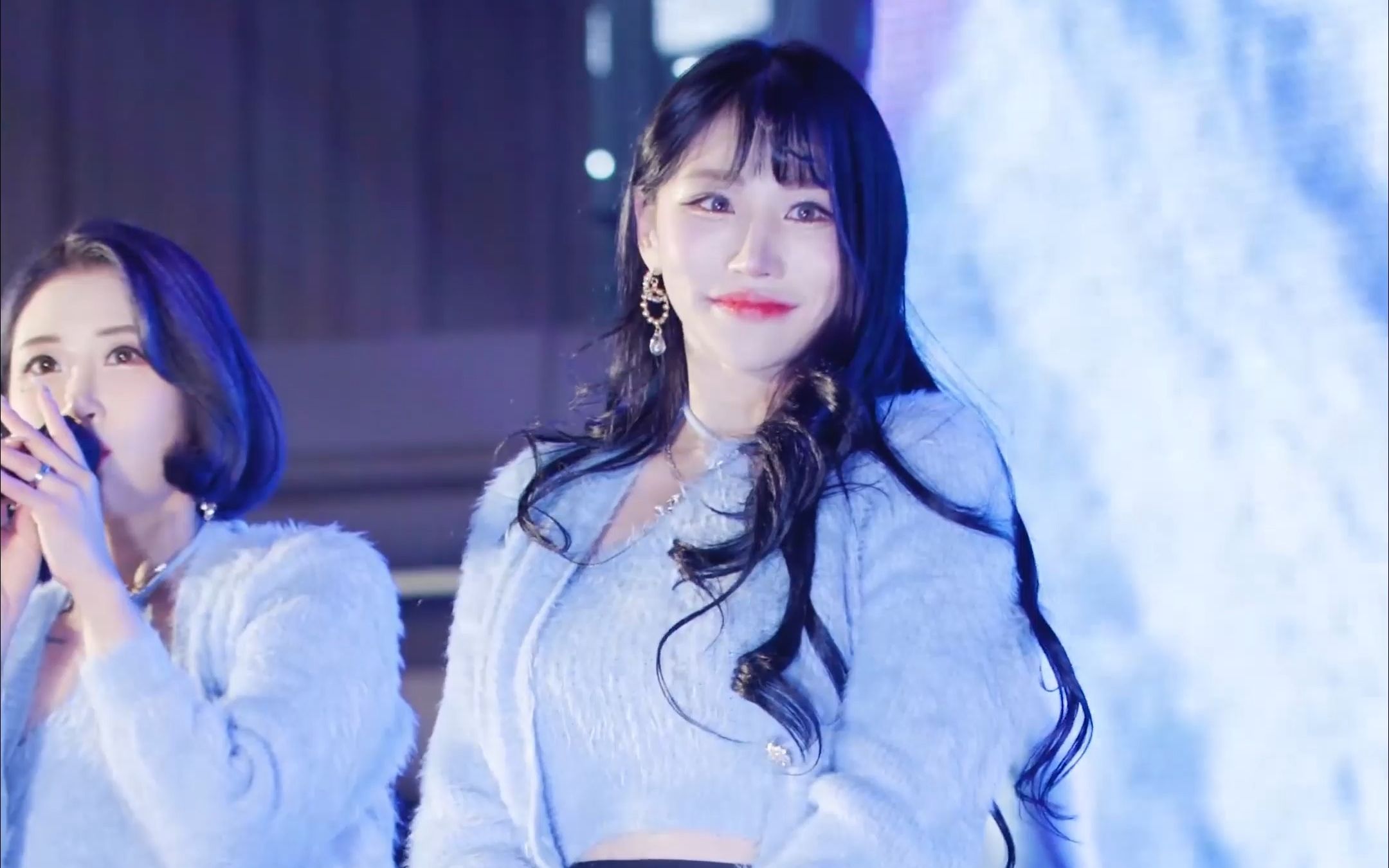 普美bomi团里泰利也挺不错的 这大长白腿!