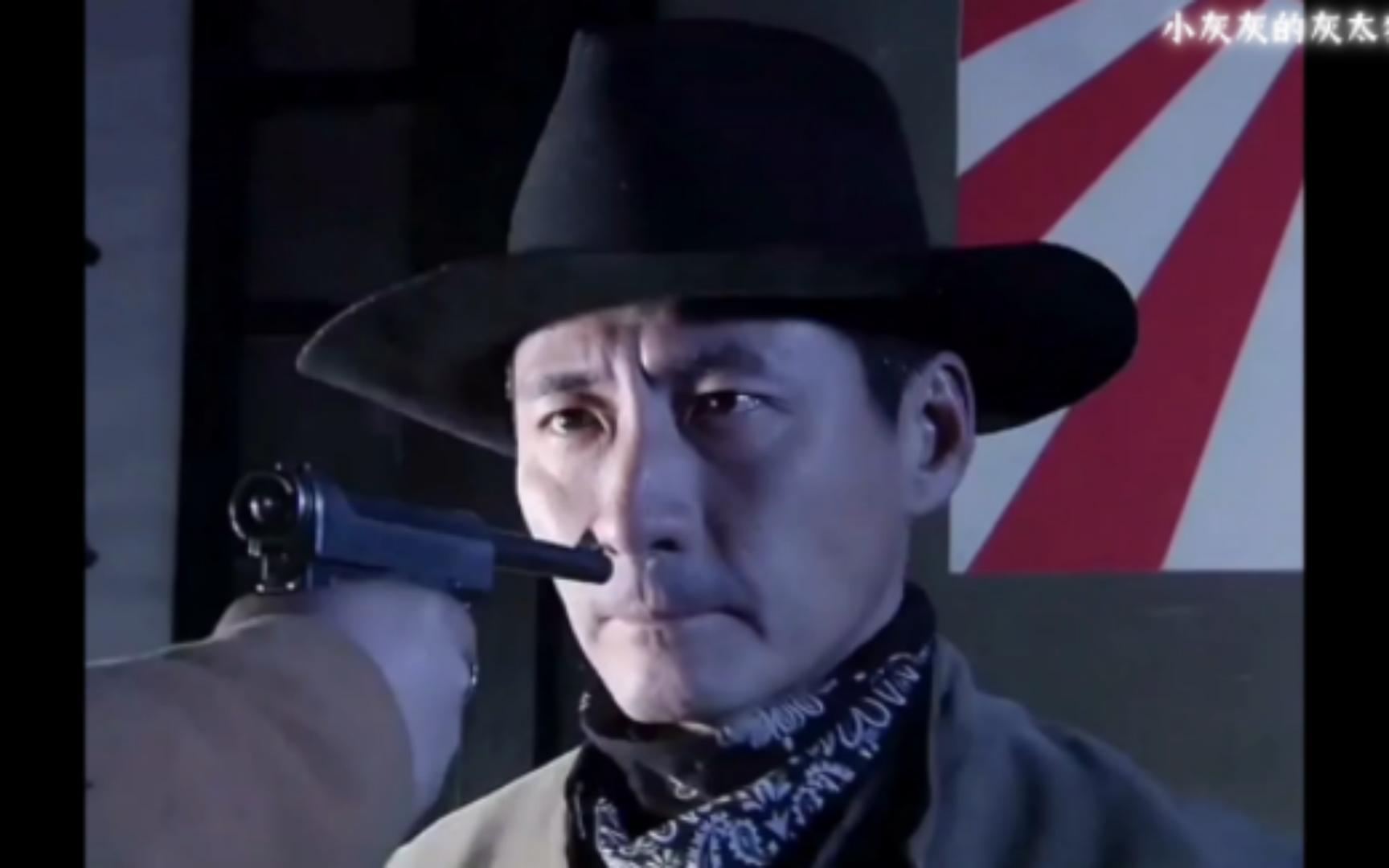 喜鹊居然拿枪对着我鹰哥,鹰哥下一秒直接送喜鹊领盒饭