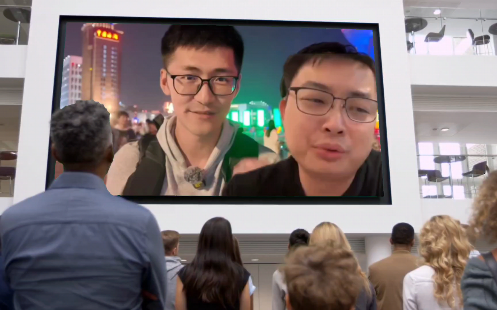 极客湾云飞:我们为了和影视飓风拍视频买了一堆4090核心,收到发现是