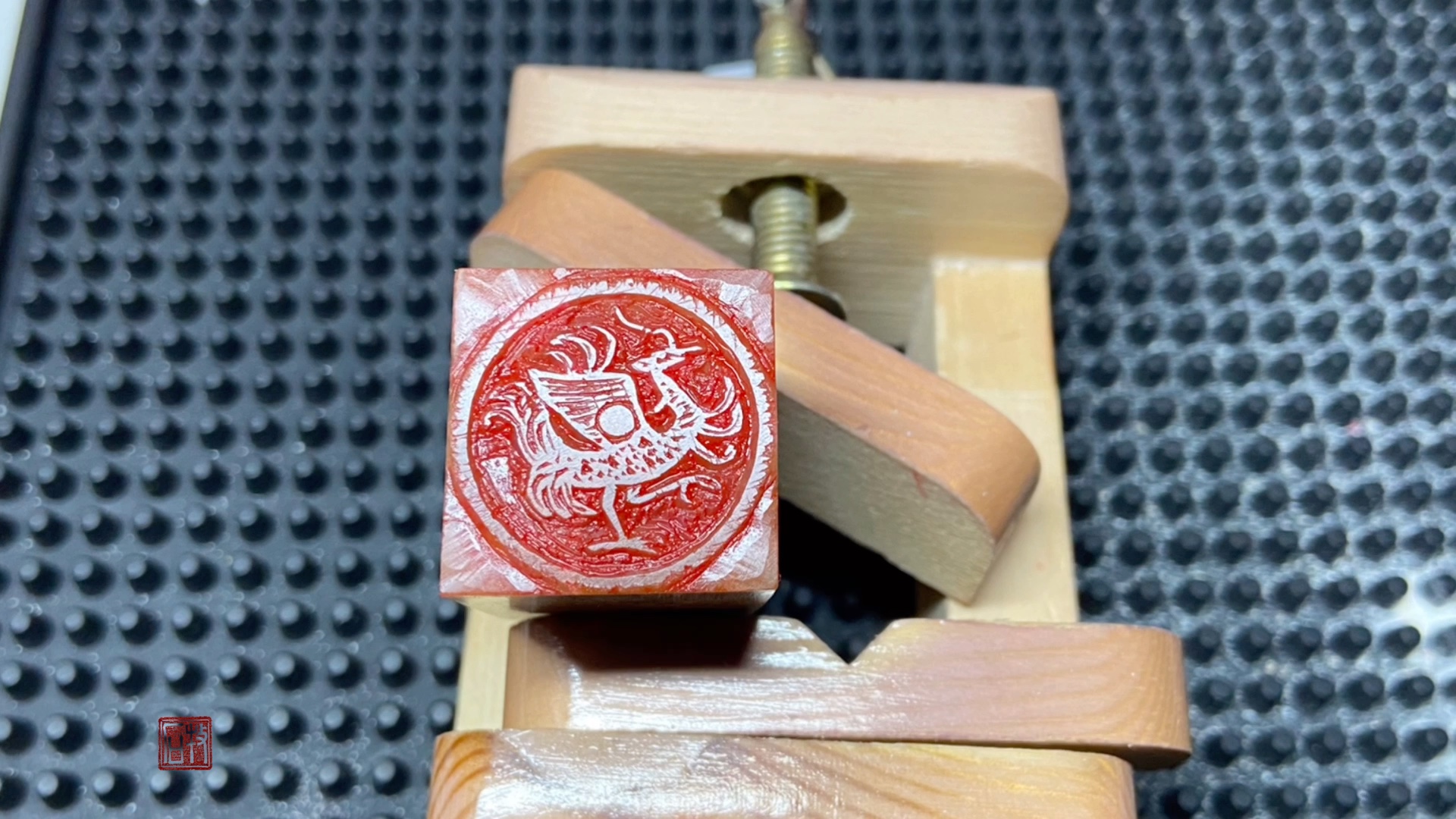 四灵印-朱雀,篆刻练习,头一回刻,很多细节都没把握住,再刻的话应该能