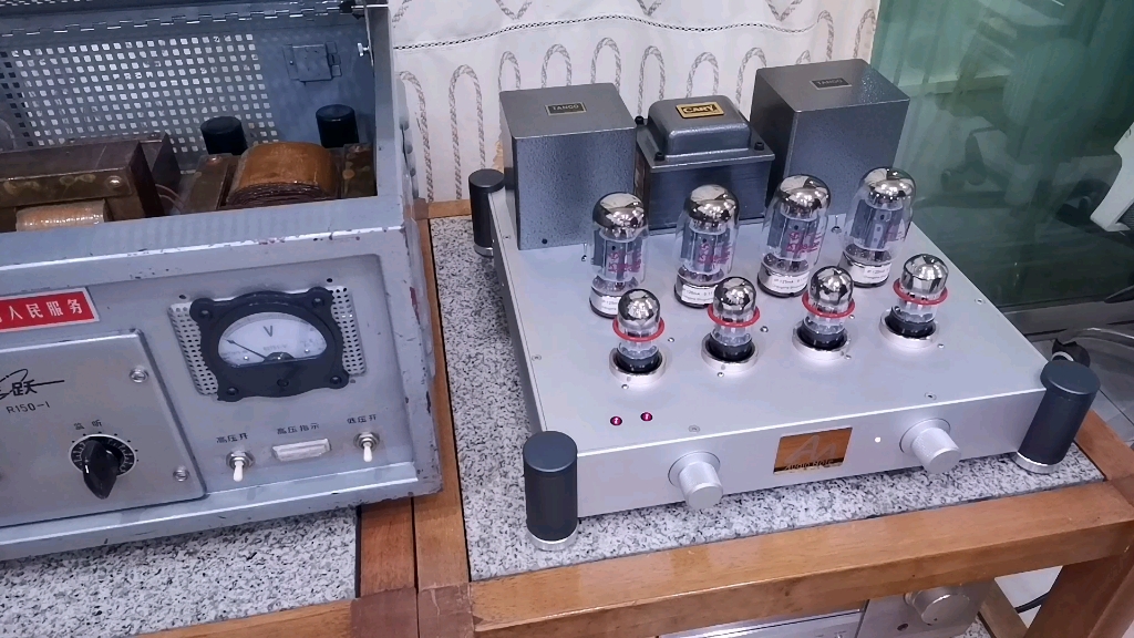 江智民——把诗当歌,自制kt88推挽胆机推自制6.5寸书架音箱.