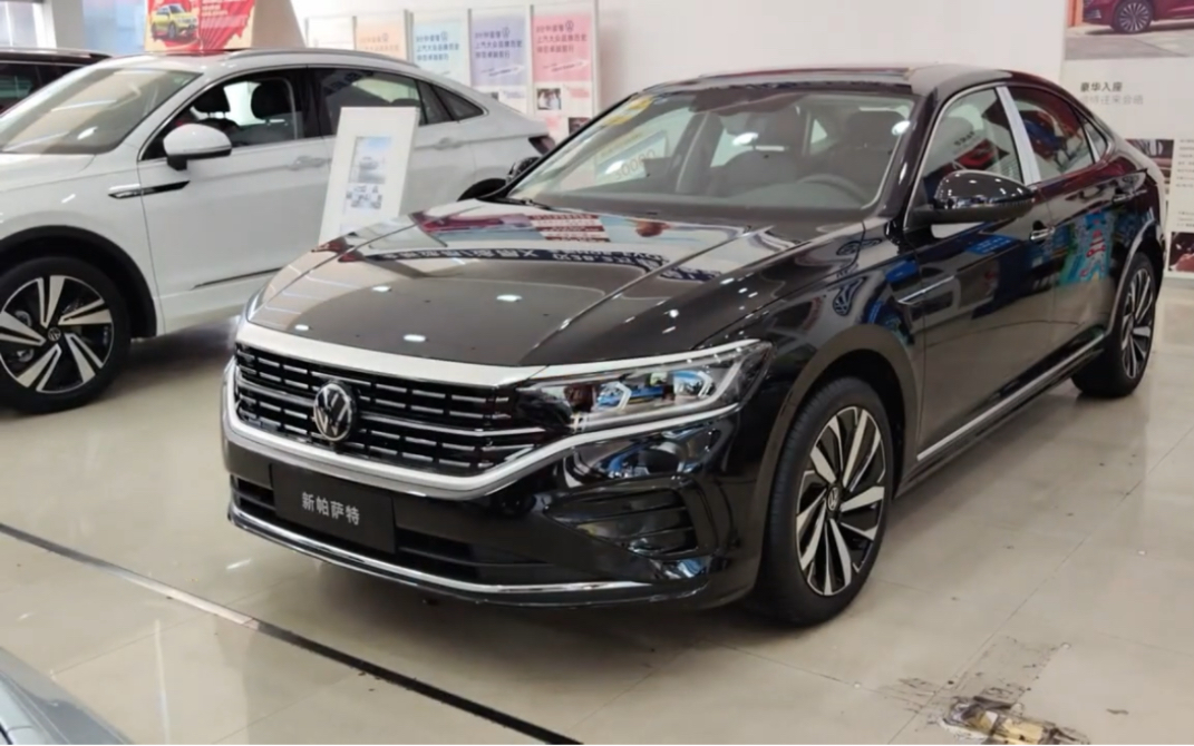 2023款大众帕萨特试车