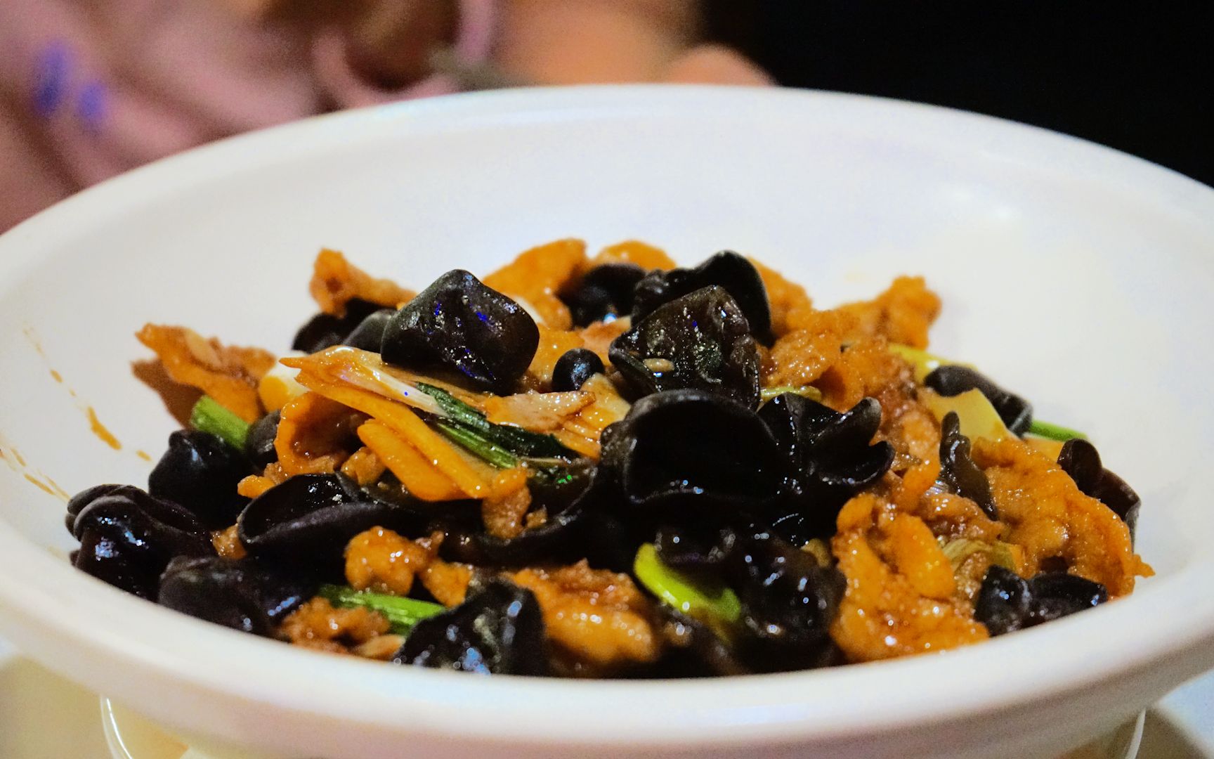 山西人真会玩木耳炒肉加点醋就变成了过油肉还被全国认可