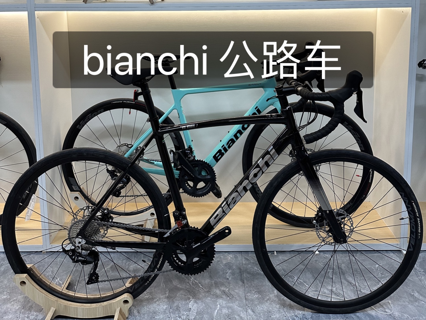 Bianchi比安奇砾石/通勤公路车Bianchi Via Nirone7 码数55 铝架碳叉禧玛诺105 r7020油碟套件哔哩哔哩bilibili