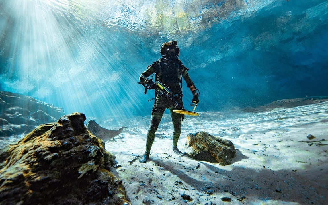 超美丽深水温泉寻宝!水下美景太令人陶醉!