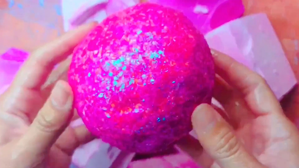 手工镁粉块|玫瑰色圆球镁粉块