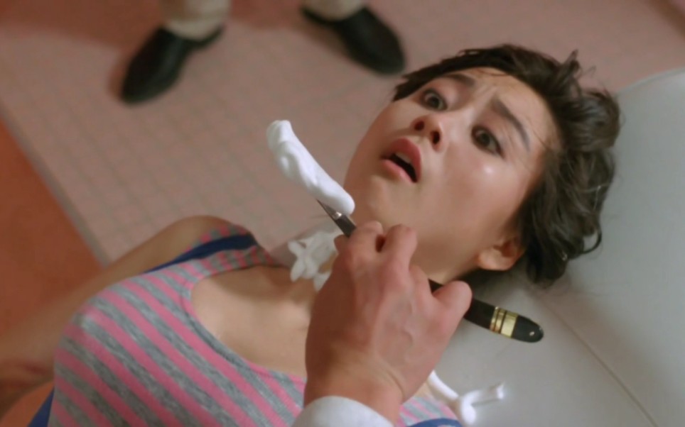 老虎出更:大毒贩徐少强给利智剃胡子精彩片段!