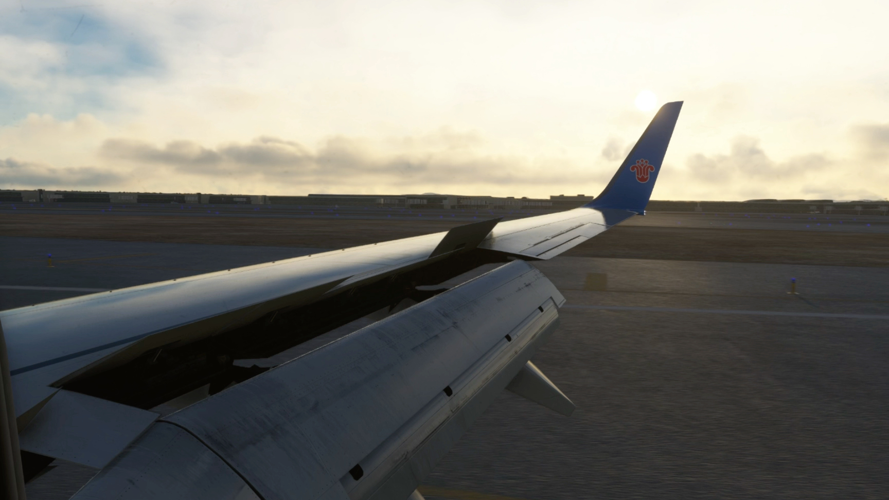 737-800降落广州白云机场zggg