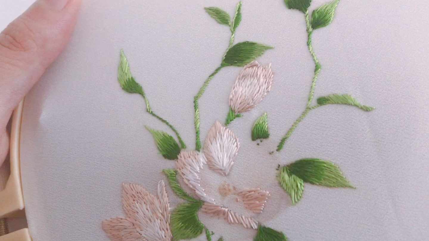 苏绣茉莉花手绢,中部花瓣绣法