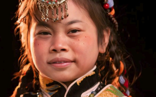 罗玉凤真的很像小猪妹