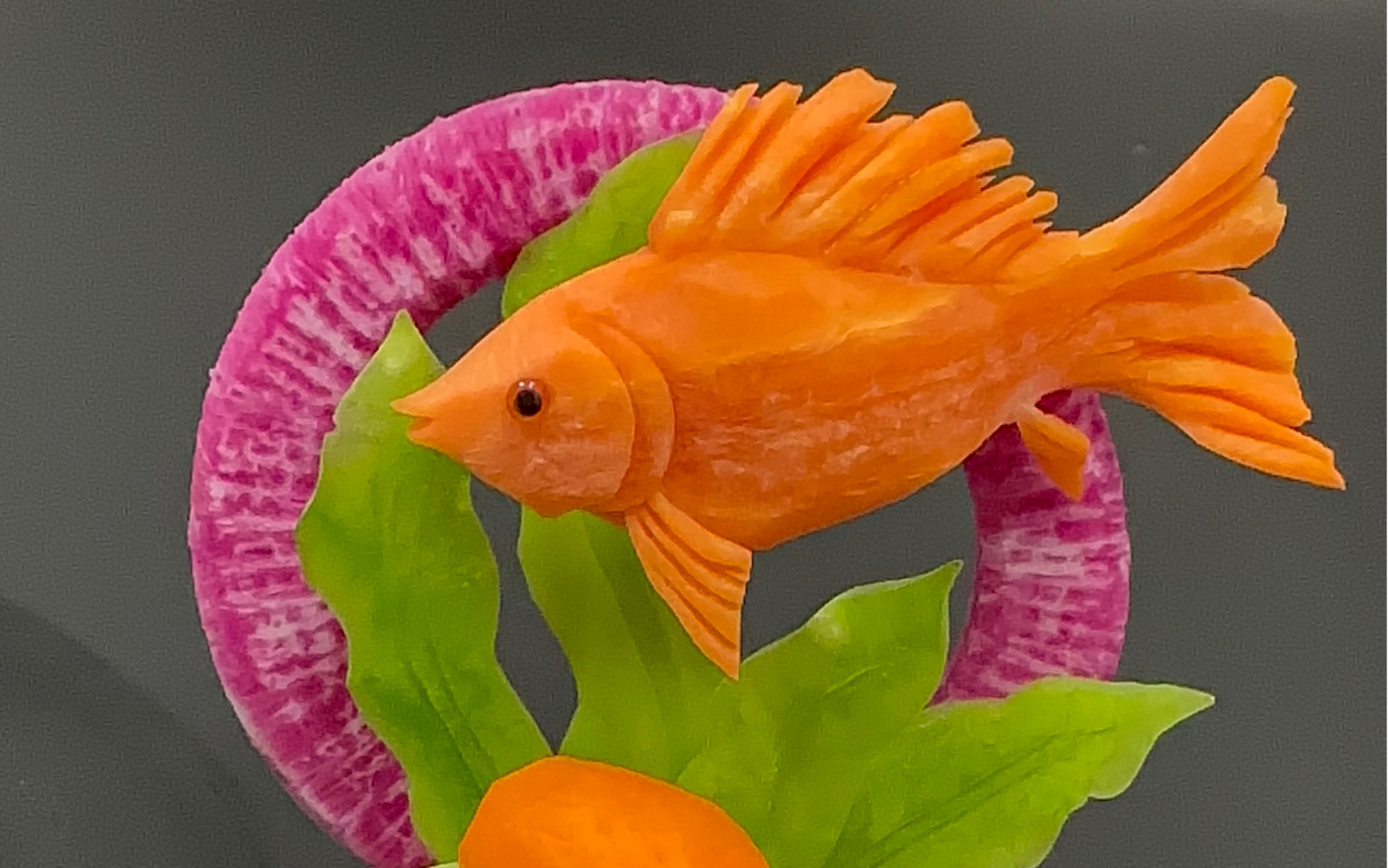 萝卜雕刻最简单鱼图片