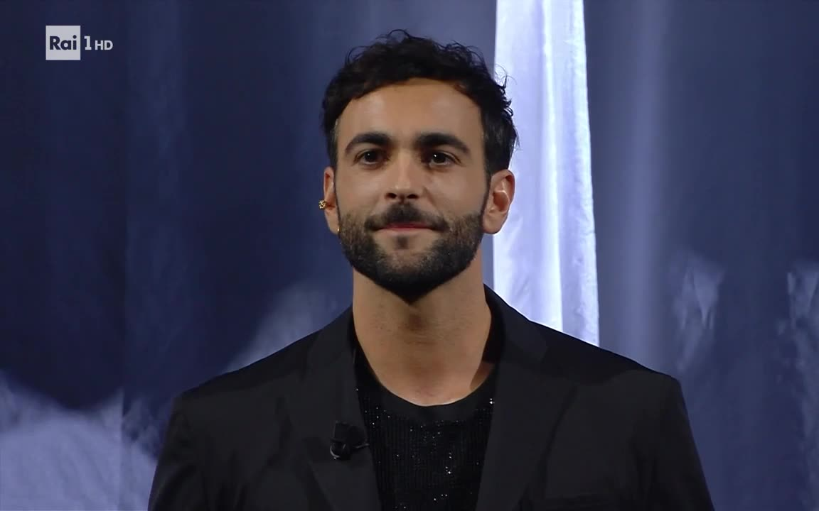 意大利歌手marco mengoni圣雷莫音乐节2022表演视频