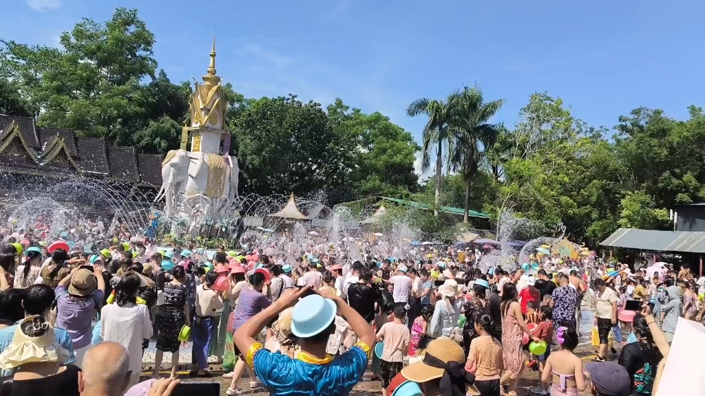 傣族园泼水节