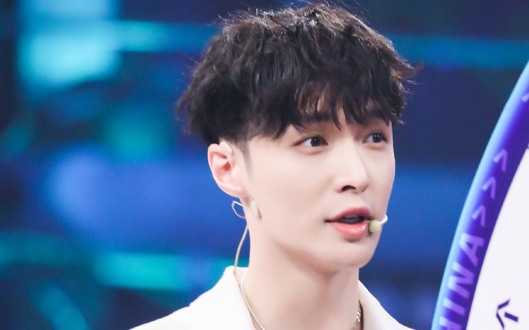 张艺兴呀 又奶又酷!街舞发布会的一些可爱瞬间