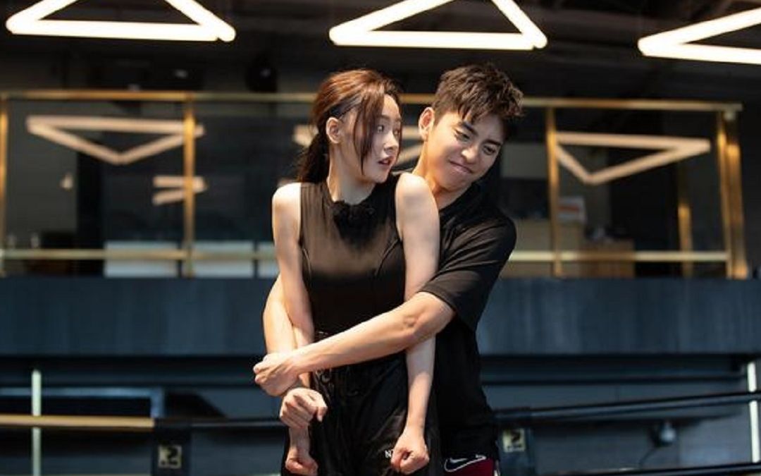 友情以上恋人未满!张天爱与王大陆健身画面像极了约会!