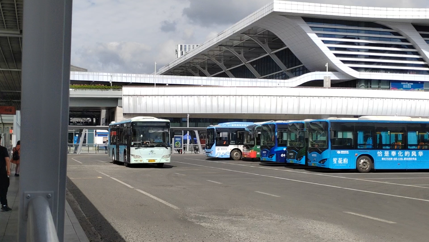 【宁波公交】518路 31687 xmq6106agn5 宁波火车站南广场出站