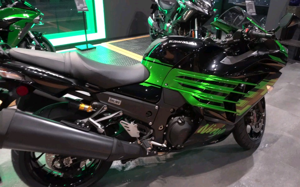 2020款猎隼者 川崎六眼魔神高级版 Ninja ZX14R HIGH GRADE 车展实拍 绿色末代公路之王鉴赏哔哩哔哩bilibili