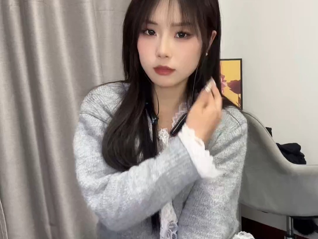 已转码2025-01-24 21-15-05_婚车小姐姐好想瘦