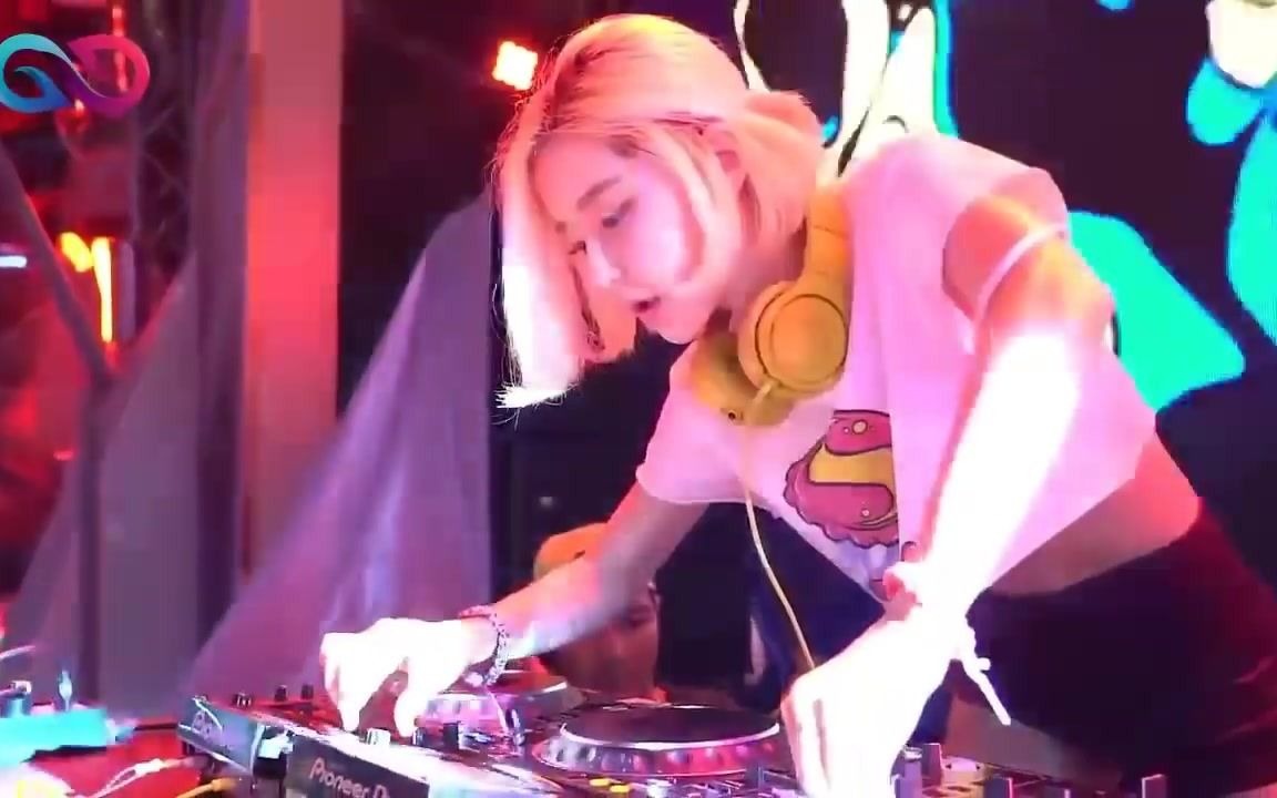 [图]【绝世美颜】DJ Soda 2020年混剪