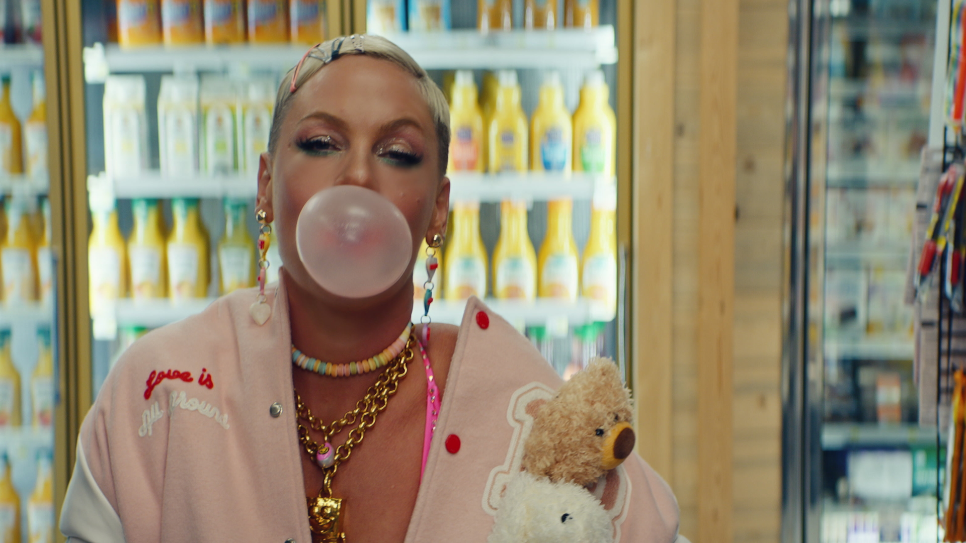 p!nk「never gonna not dance again」