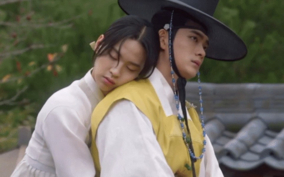 【绿豆传】男1张东润kiss男2姜泰伍 幕后花絮