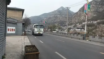解放j6p水泥搅拌车通过娘子关道路交通局