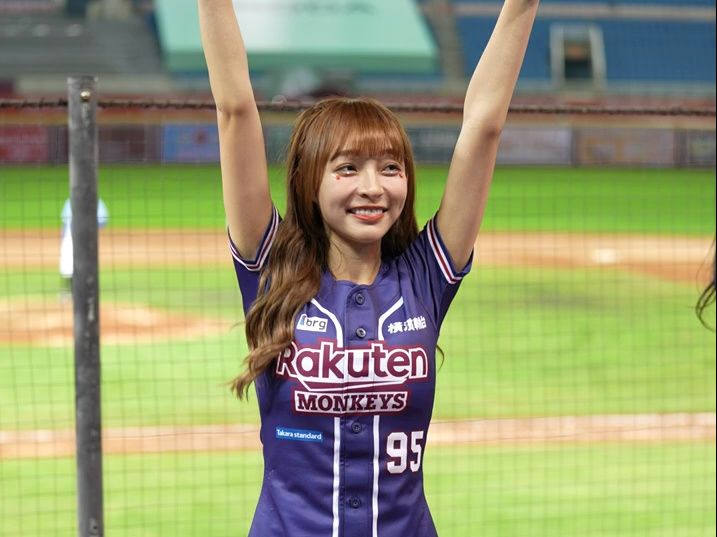 【美女啦啦队系列】林襄玲(mizuki)乐天女孩乐天桃猿