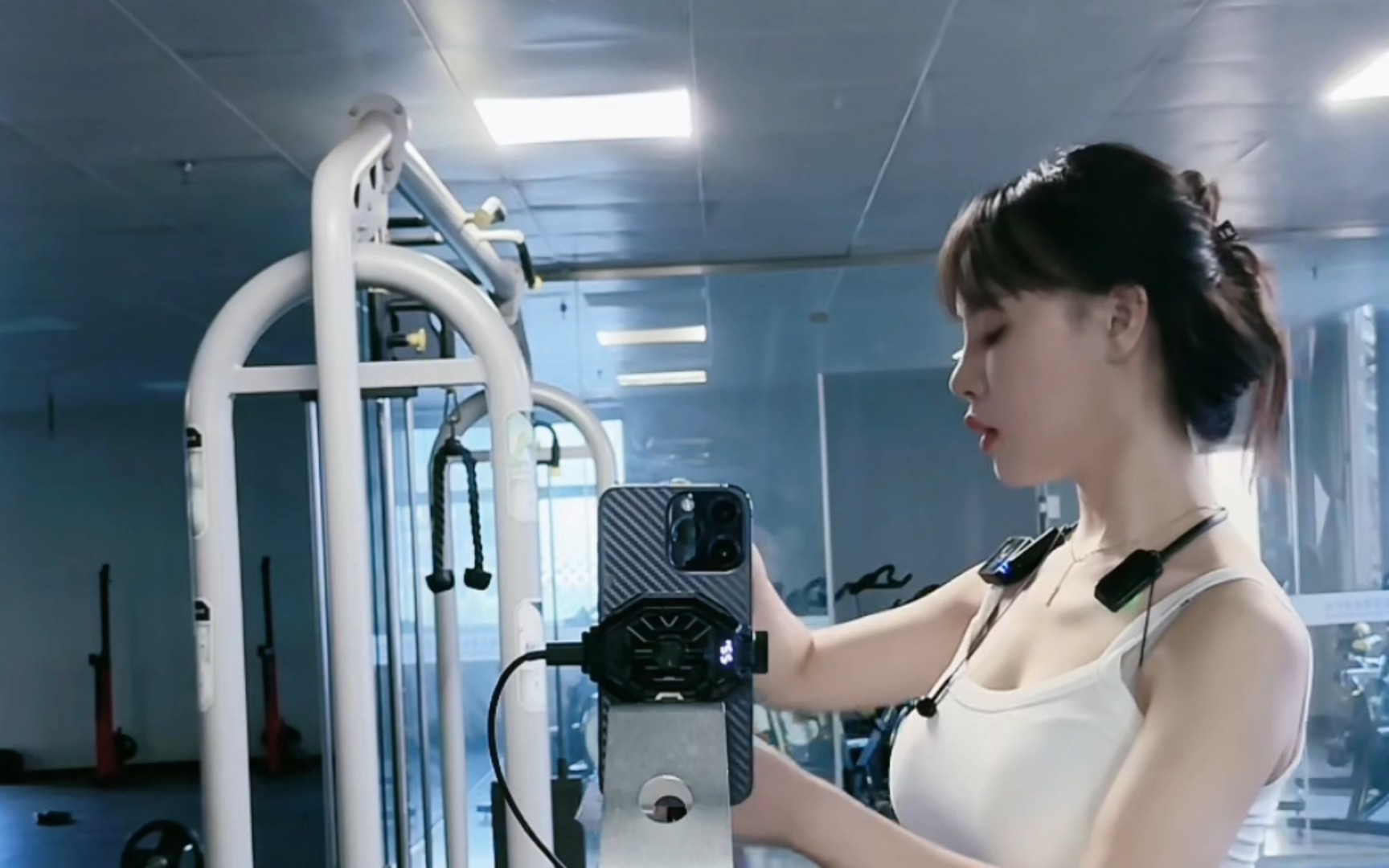 健身房里的小姐姐