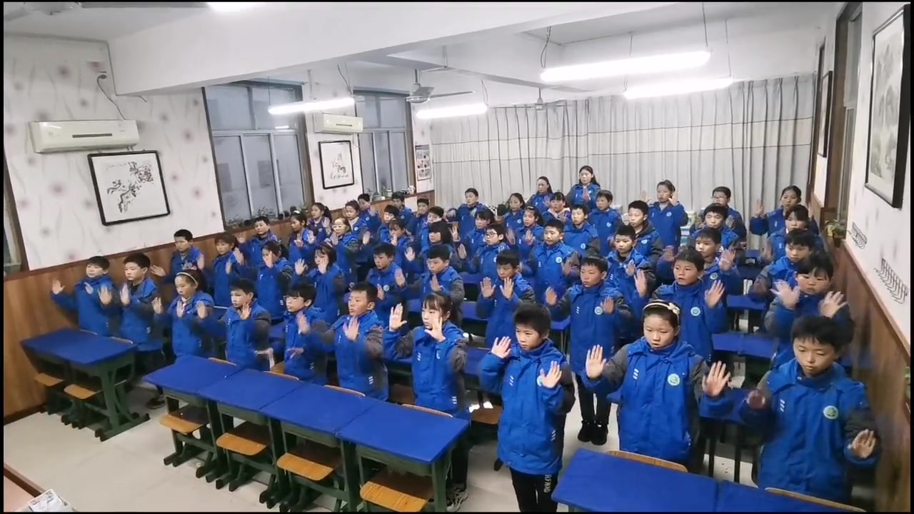 看看我们的小神兽通许哈佛学校哈佛学校