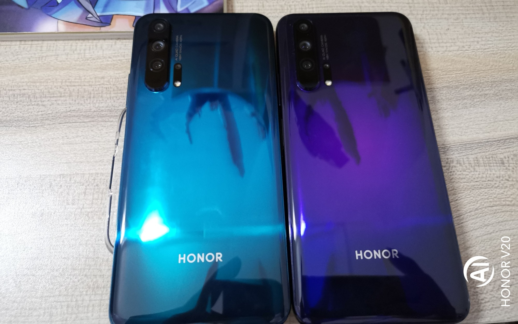 荣耀20pro开箱v20和蓝水翡翠幻夜星河哪个好看