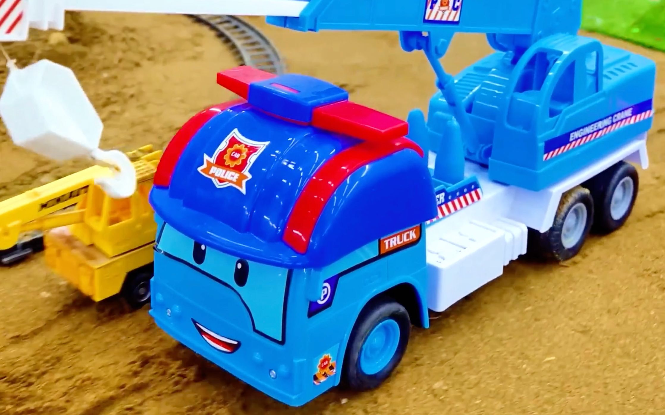 儿童玩具:起重机玩具车 工程车机械车 推土机来了,救援小火车