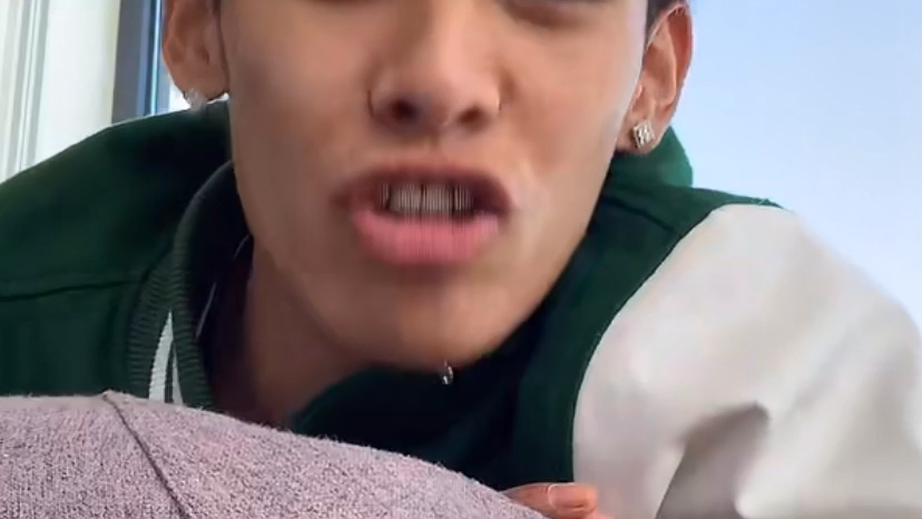 《best friend》后,yth chopie直播放将要拍mv的新歌～_哔哩哔哩_bili