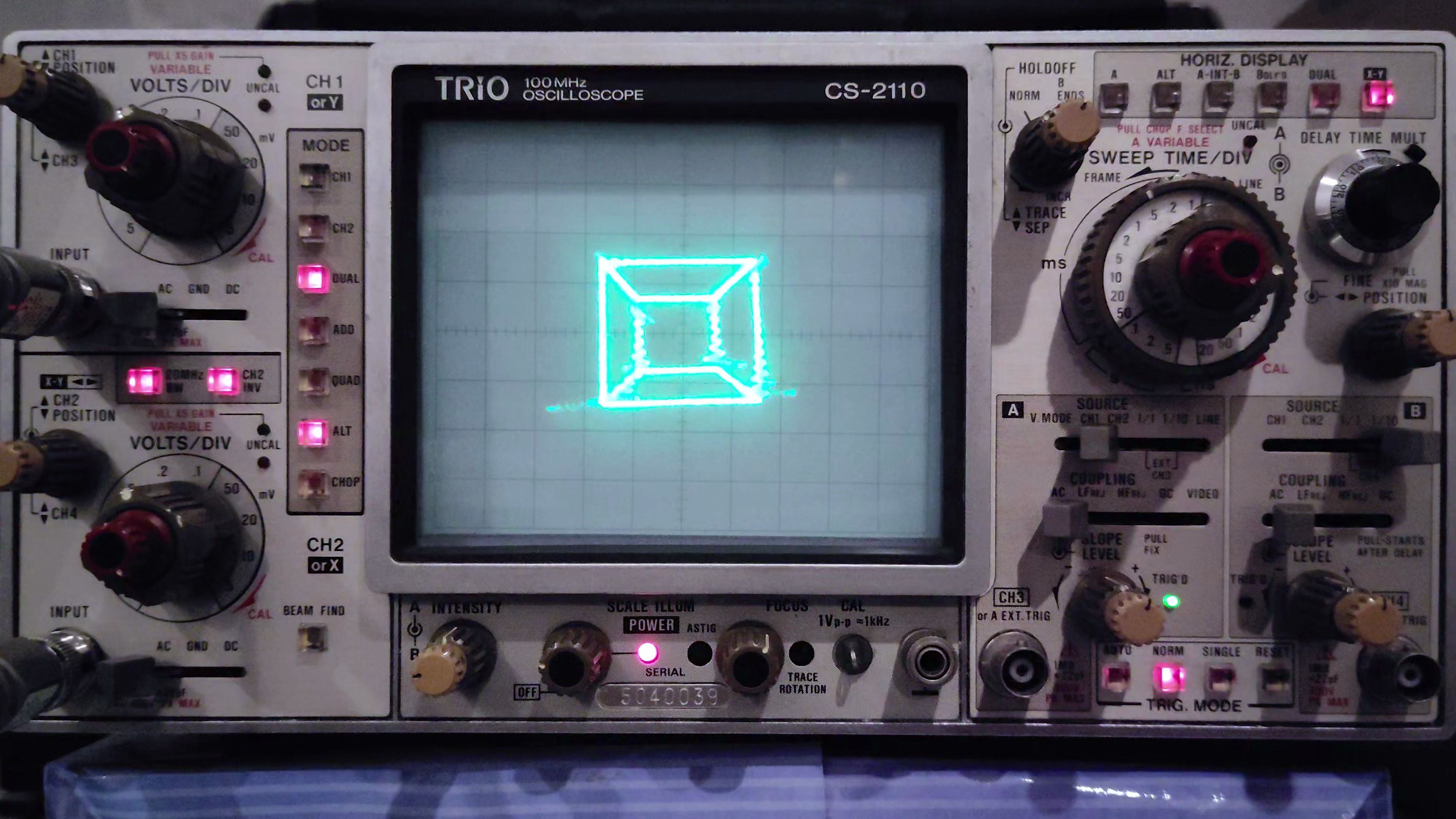 oscillofun古董示波器播放