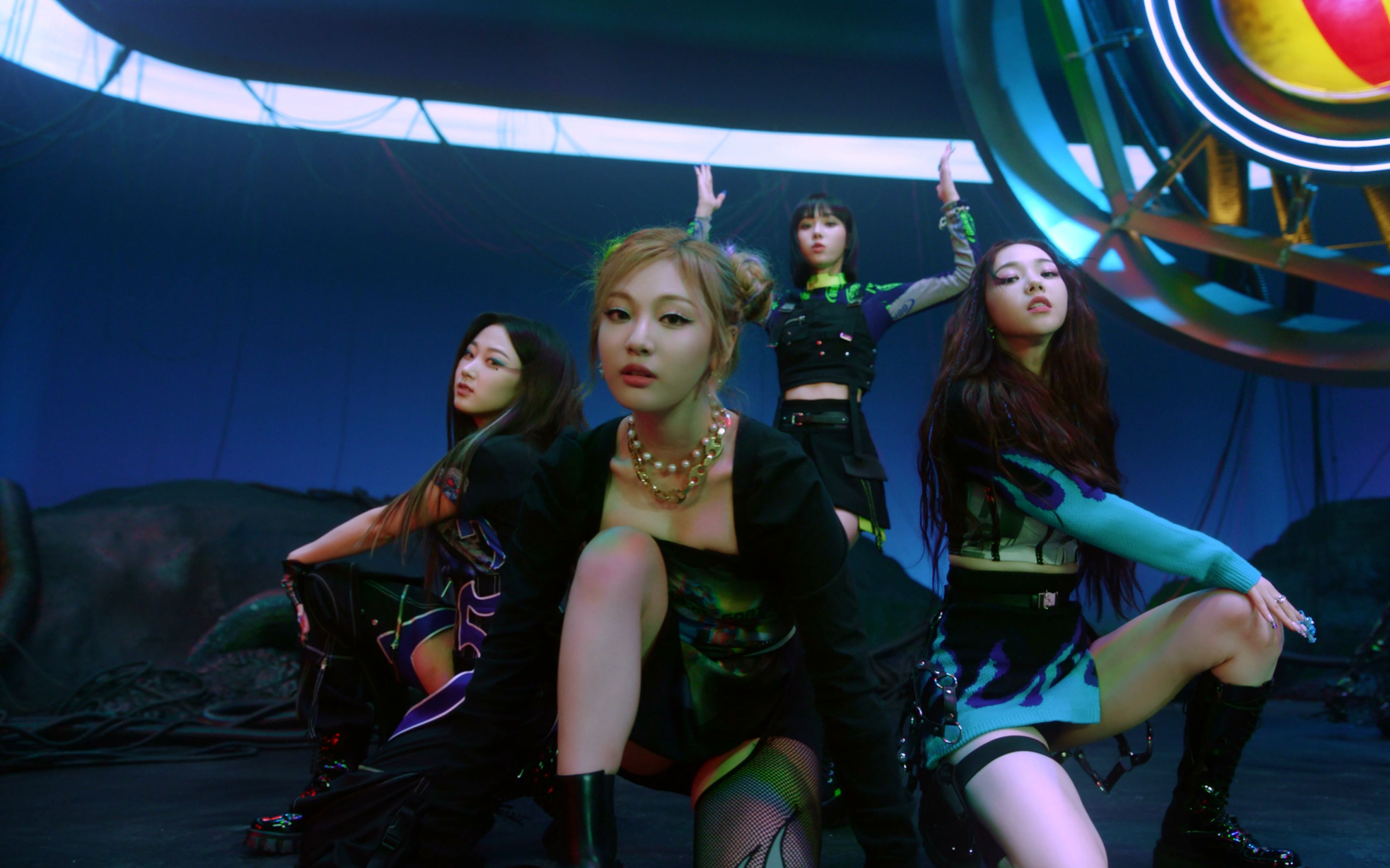 【纯享无标4k】全网最清晰 超夯女团aespa 年度回归爆单 savage mv