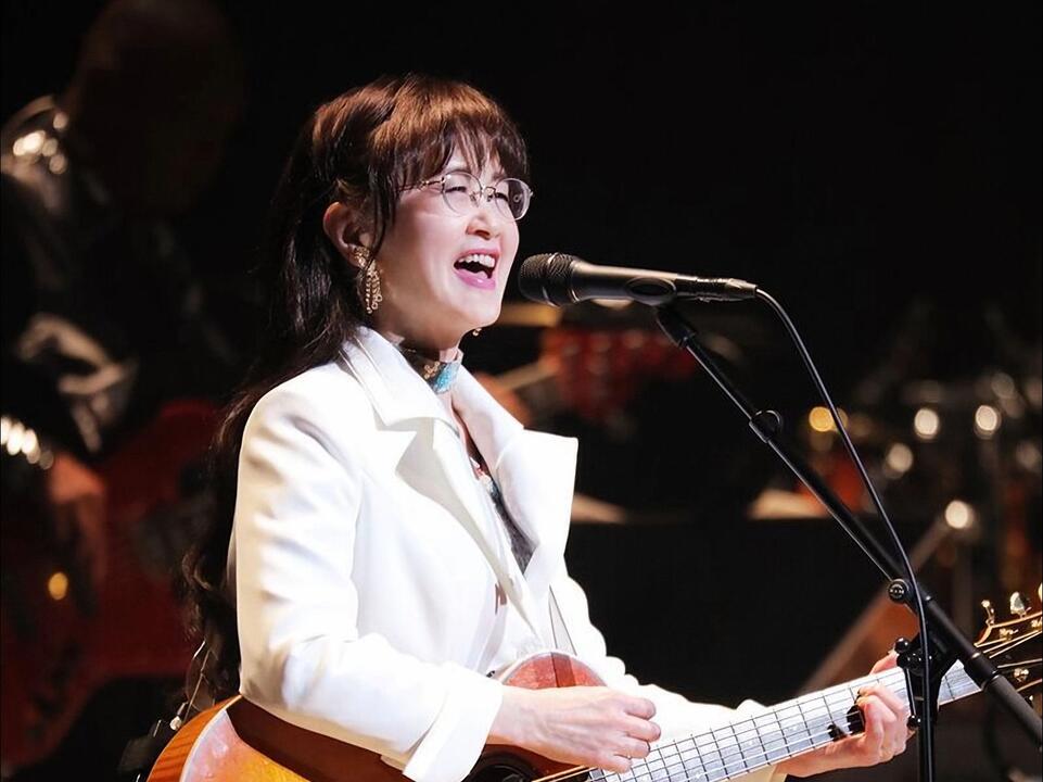 気分は中島美雪！オール単版エレアコ　美品ヤマハLLX16　ライン出力良好 祝贺中岛美雪2024年演唱会完美谢幕】演唱会开幕曲-「はじめまして