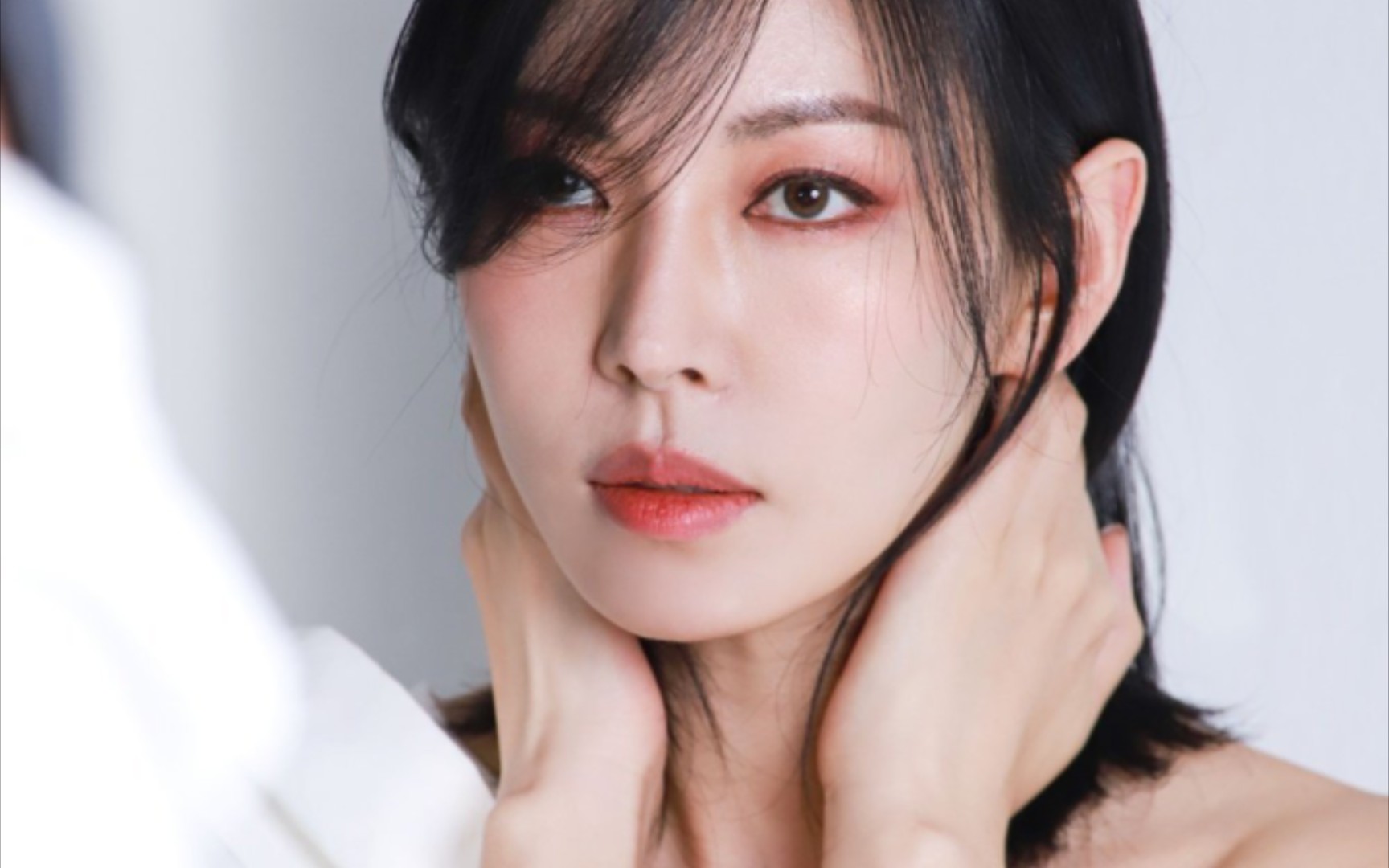 金素妍千瑞珍顶楼浓颜高材系向女演员踩点